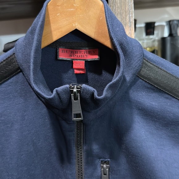Burberry Sport Size S - Picture 2 of 7